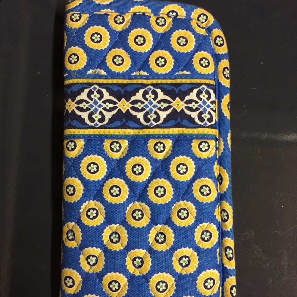 Vera Bradley eye glass holder Gently used.